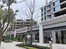 24年次新房,正看融创茂和摩天轮,配套齐全