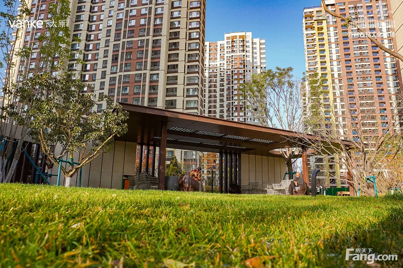 万科春和景明好不好置业顾问从项目现场发回新组图