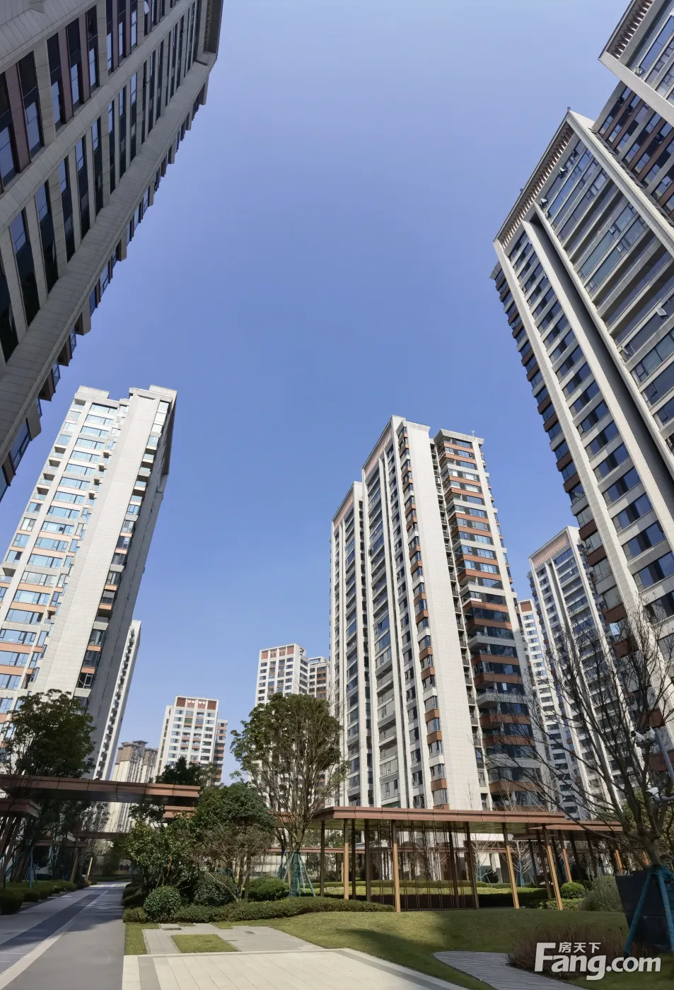 从中铁阅山湖云著现场发来4条项目新消息请查看