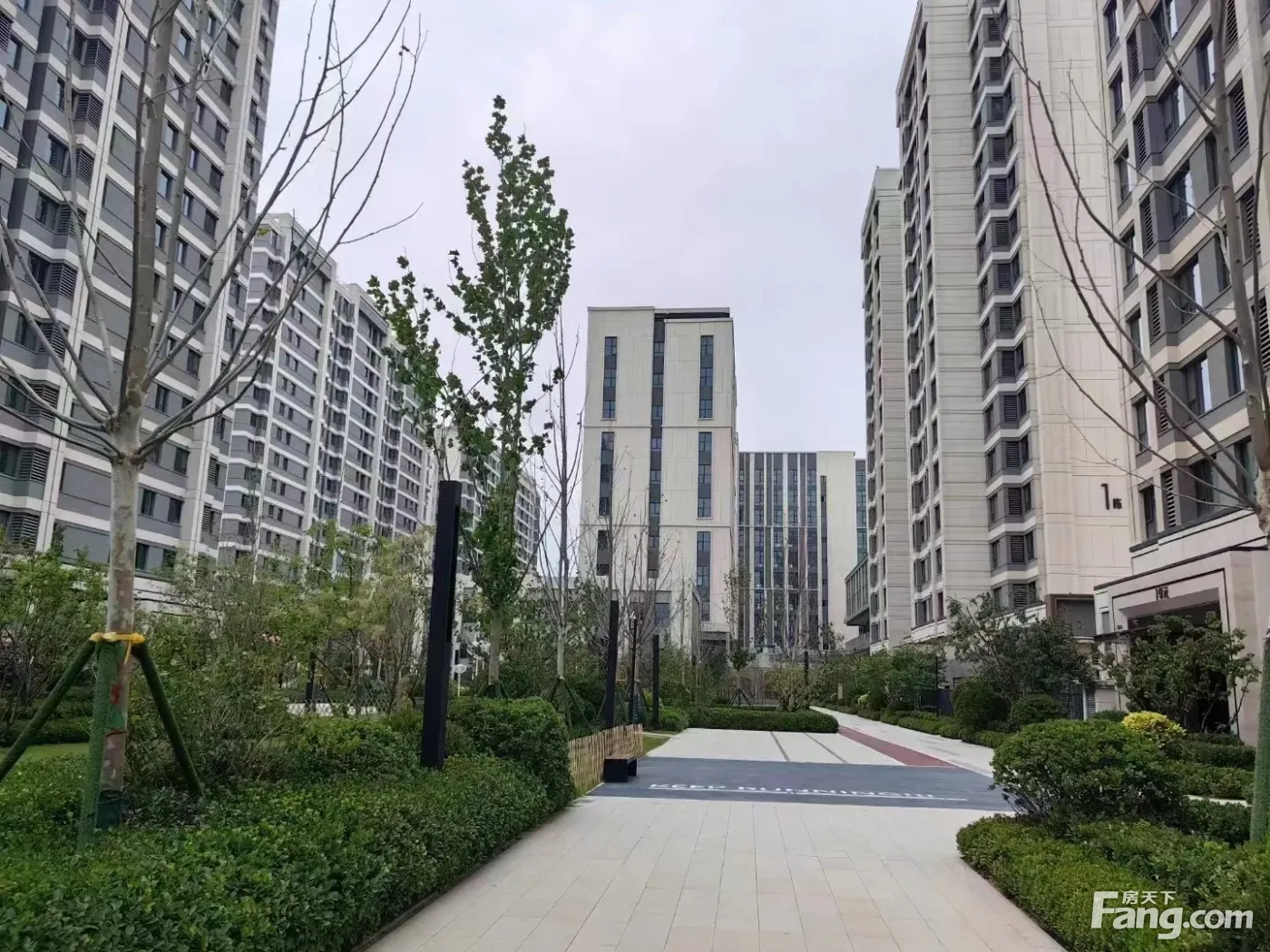 中海寰宇时代怎么样?看现场置业顾问发布了5条项目新消息!