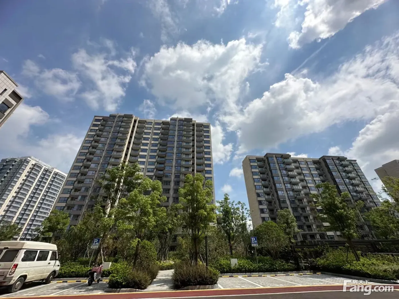 房天下>上海新房>楼盘资讯>正文>来自上港星江湾三期