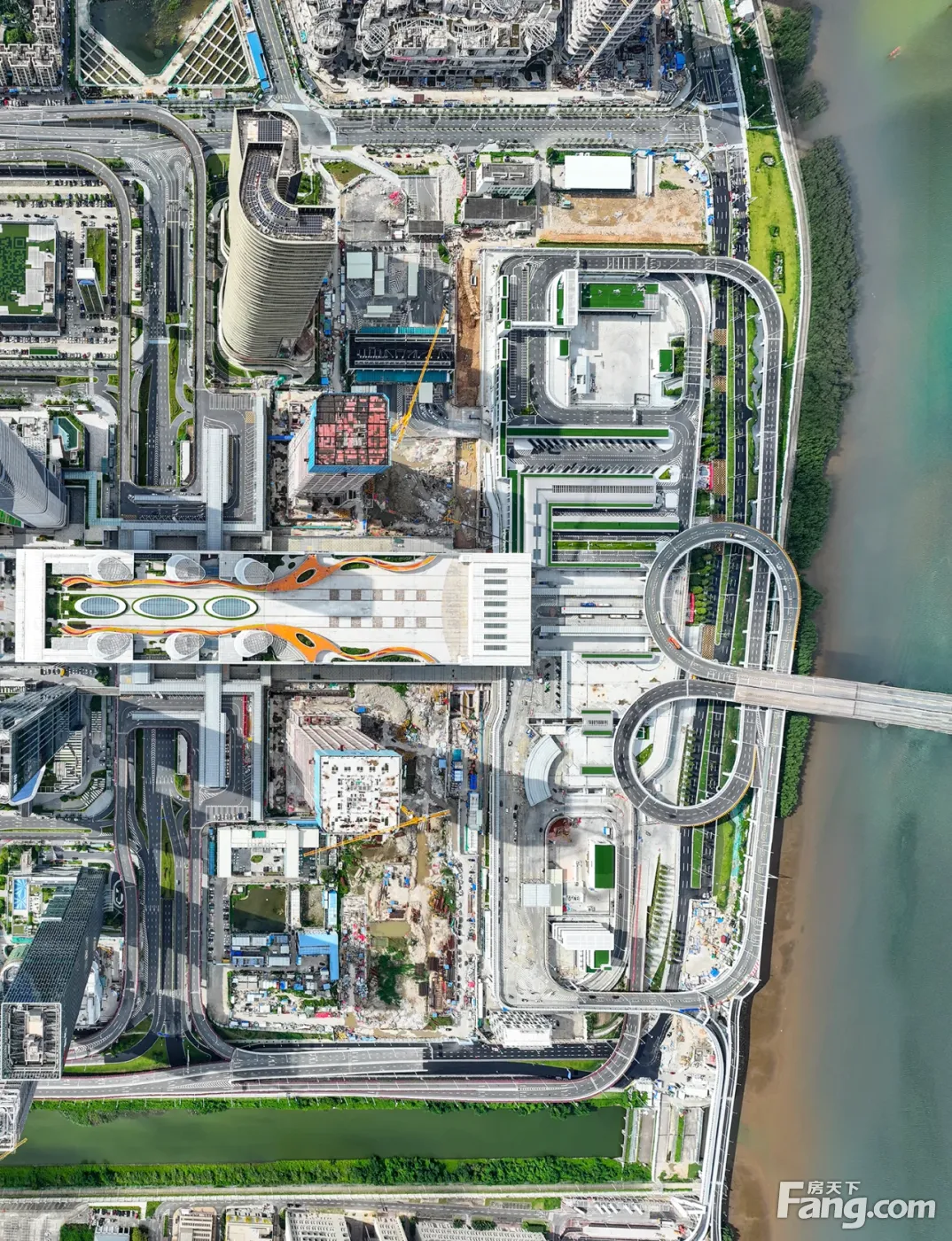 横琴口岸广场值得你拥有吗?10月最新动态置业顾问实拍让你明白!