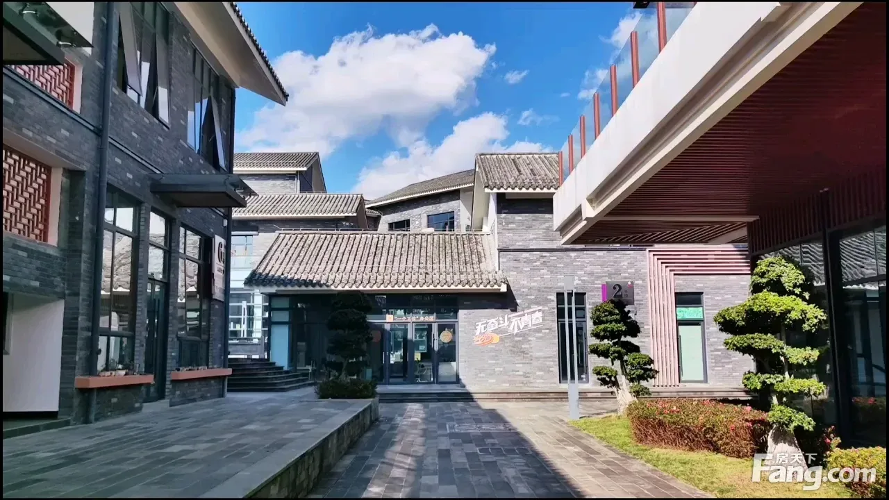 腾冲启迪冰雪小镇的11月最新动态让我心动了,快来看看吧!