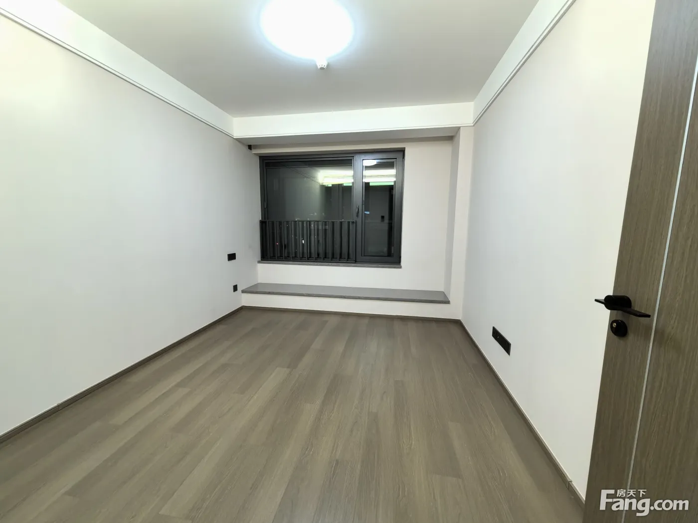 评分:分4008137307想买新房,平时上班没时间去看房,不能全面了解楼盘