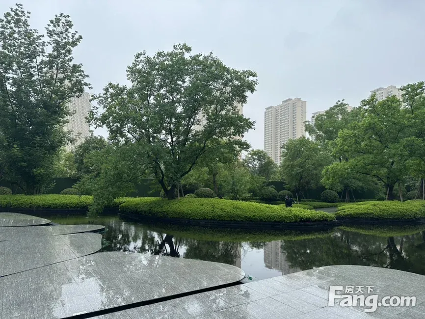 咸阳龙湖上城新拍现场谍照实时了解楼盘新动态