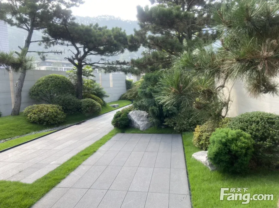 联发山晓新拍现场谍照实时了解楼盘新动态