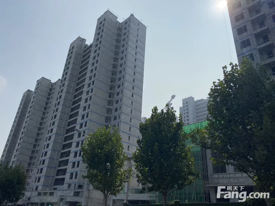 中海半山云境的环境如何09月最新动态置业顾问为你拍摄