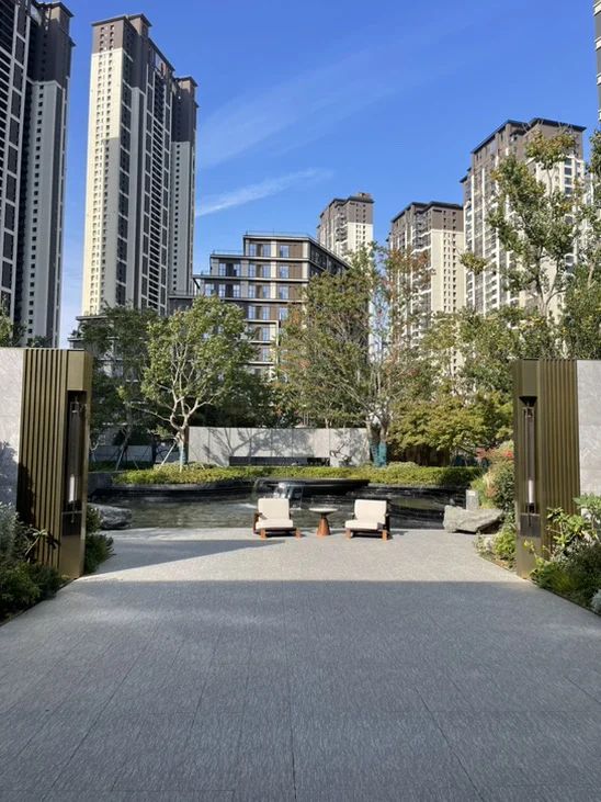 金地兰亭长江序首付21万起即买即收房